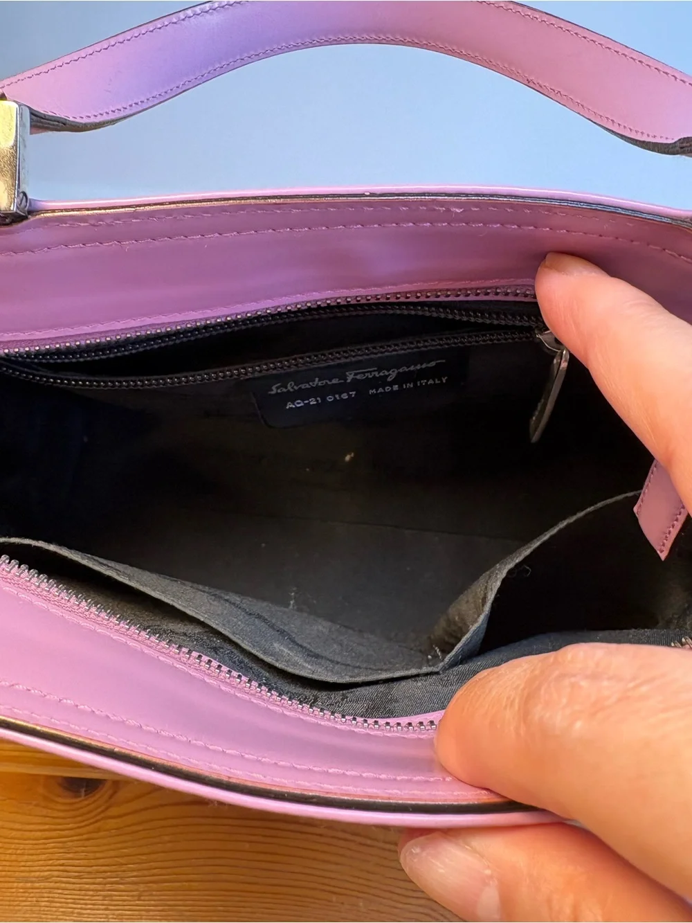 FERRAGAMO VINTAGE Y2K Women's Pink/Lavender Leather Top-Handle Handbag w/ strap